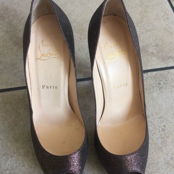 Authentic shoes for sale,  wore once and  in great condition - Picture 1 of 5
